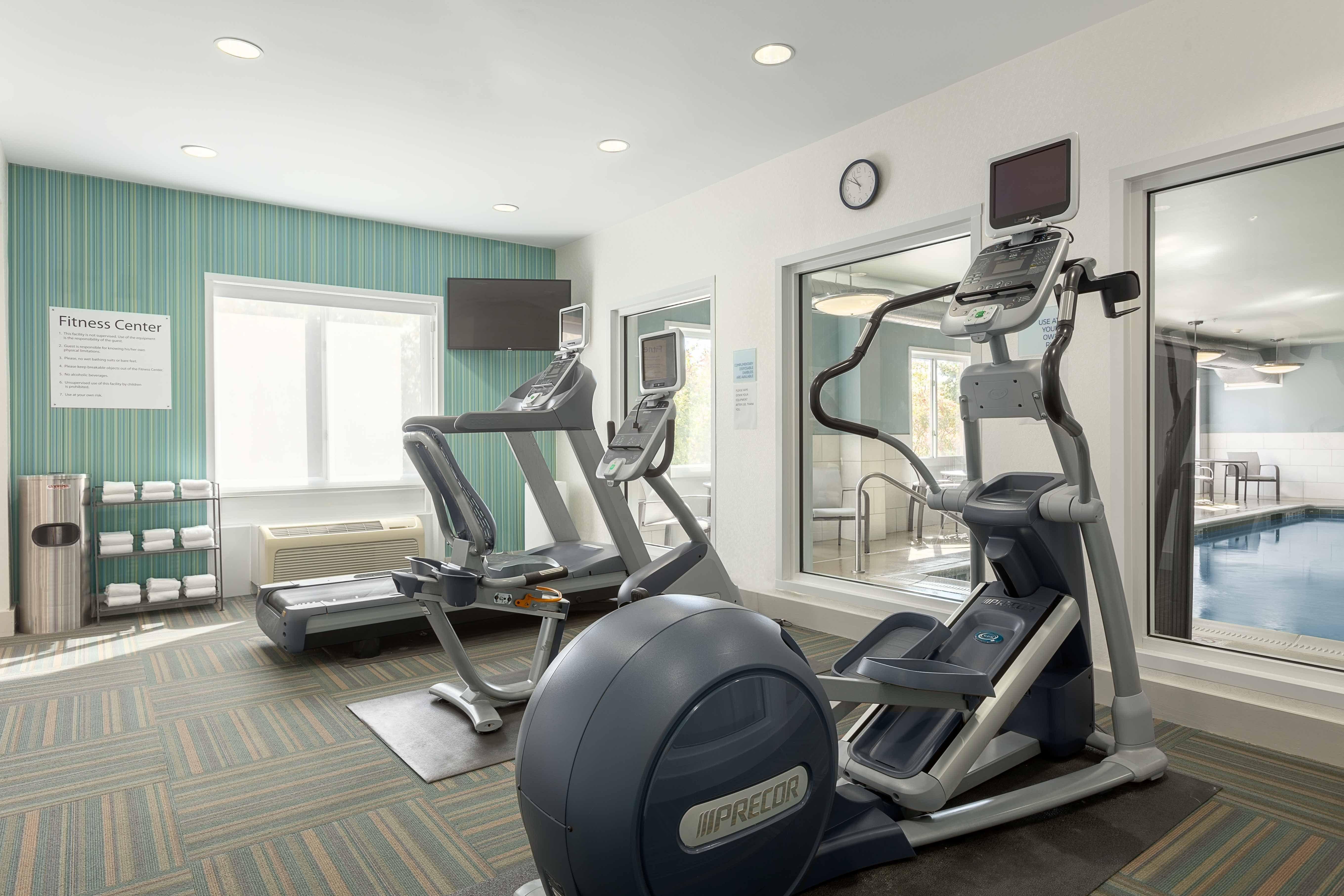 Holiday Inn Express Hotel & Suites Binghamton University-Vestal By Ihg Eksteriør billede