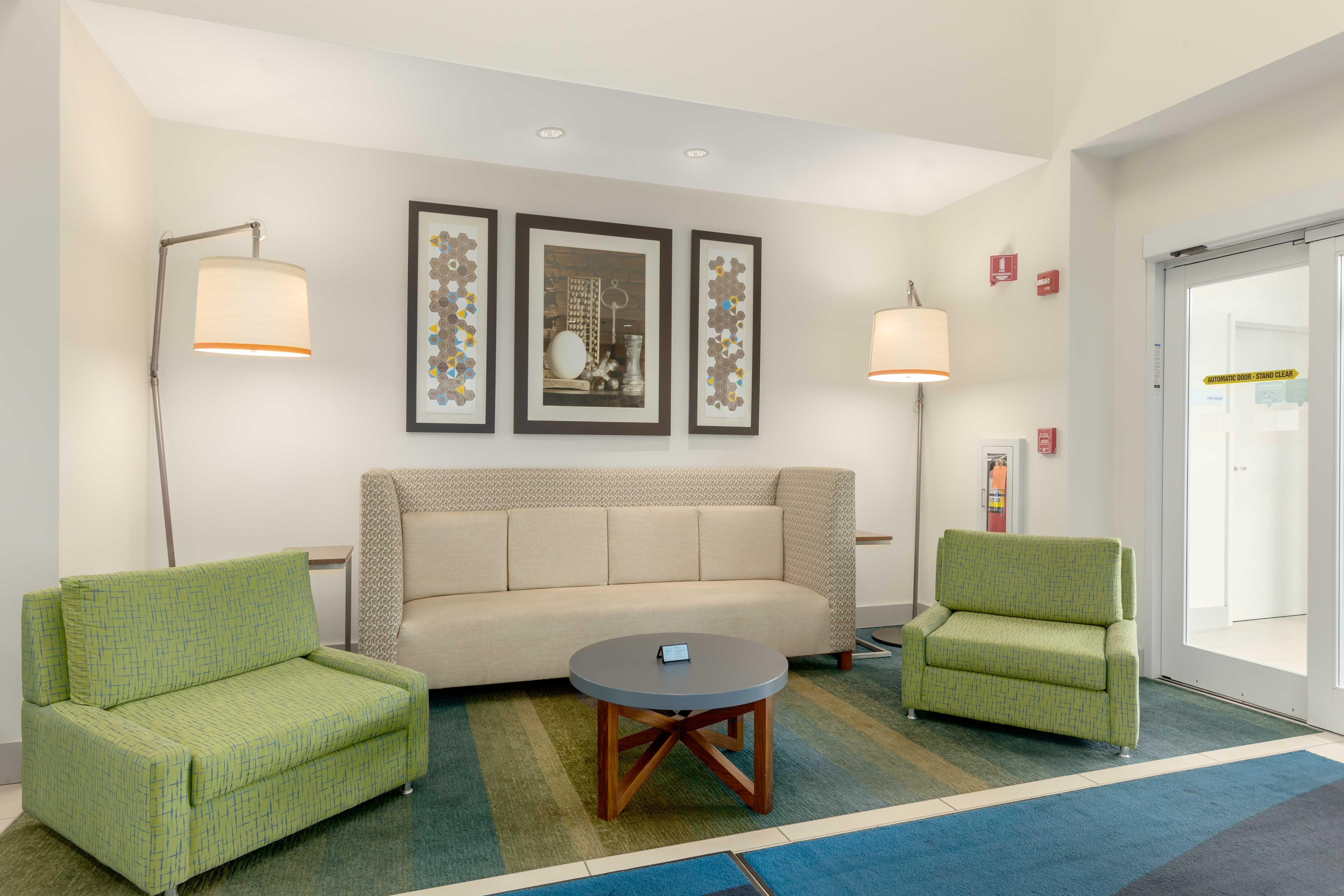Holiday Inn Express Hotel & Suites Binghamton University-Vestal By Ihg Eksteriør billede